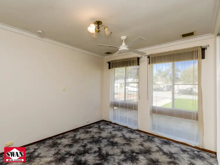Seventh view of Homely house listing, 5 Doram Ct, Swan View WA 6056