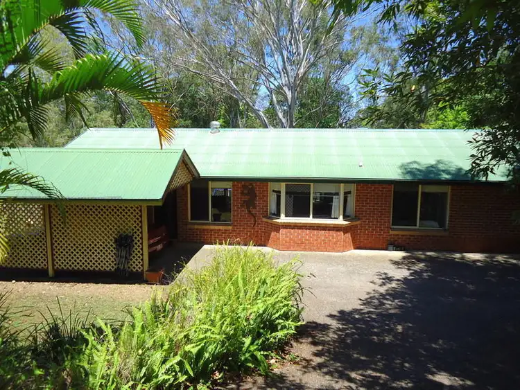 8 Birdsong Court, Nambour QLD 4560