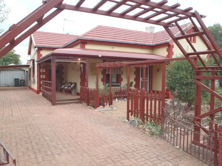 100 Kitchener Street, Peterborough SA 5422