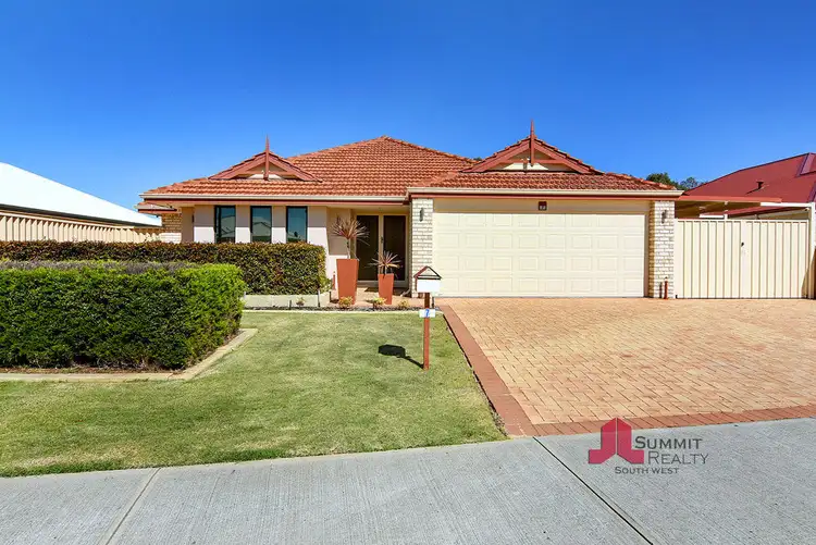 7 Wiroo Loop, Dalyellup WA 6230