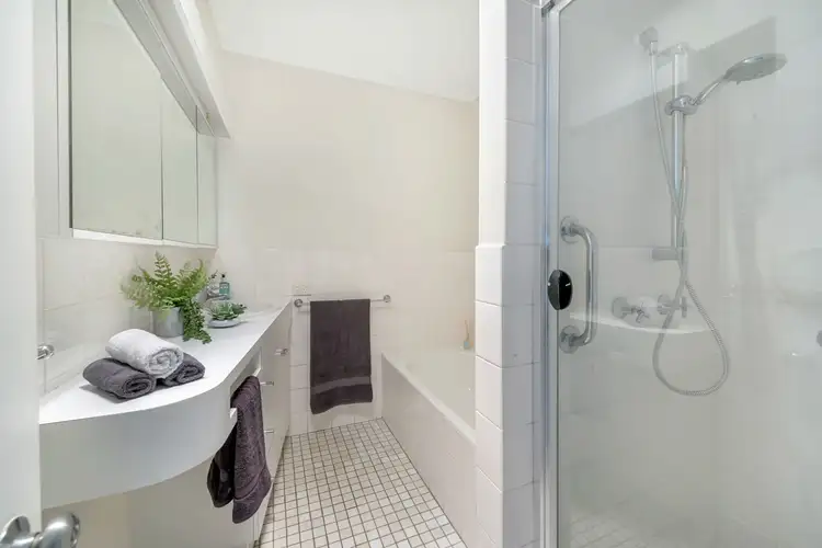 Seventh view of Homely apartment listing, 16/8 Sandford Street, St Lucia QLD 4067