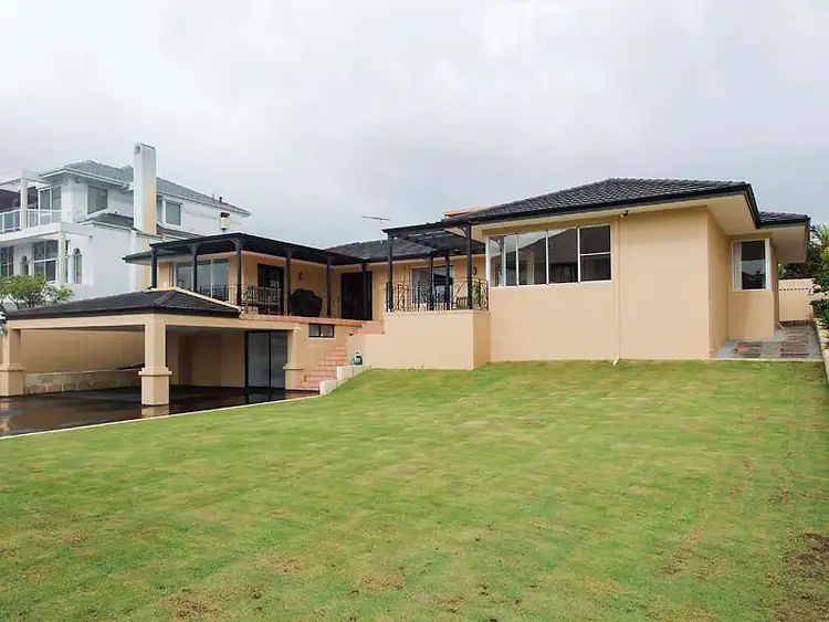 89 The Esplanade St, Mount Pleasant WA 6153