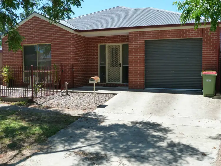4 Monds Avenue, Benalla VIC 3672