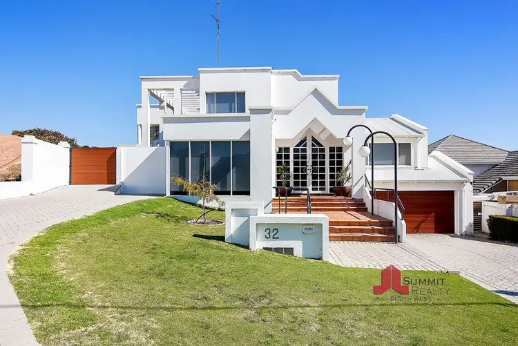 Second view of Homely house listing, 32 Simpson  Avenue, Bunbury WA 6230