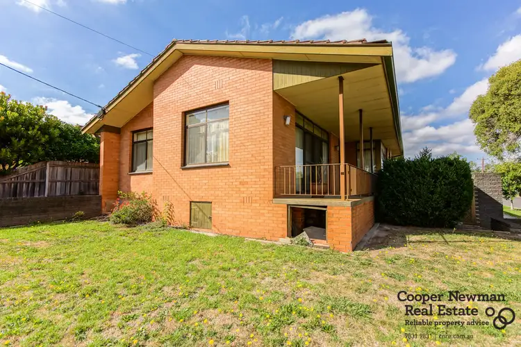 2 Davis Street, Burwood East VIC 3151