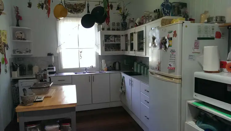 Sixth view of Homely house listing, 4 Briggenshaw  South, Kepnock QLD 4670
