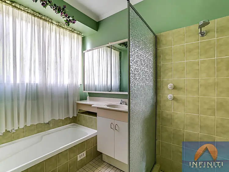 Sixth view of Homely house listing, 6 Aveline Pl, Hassall Grove NSW 2761