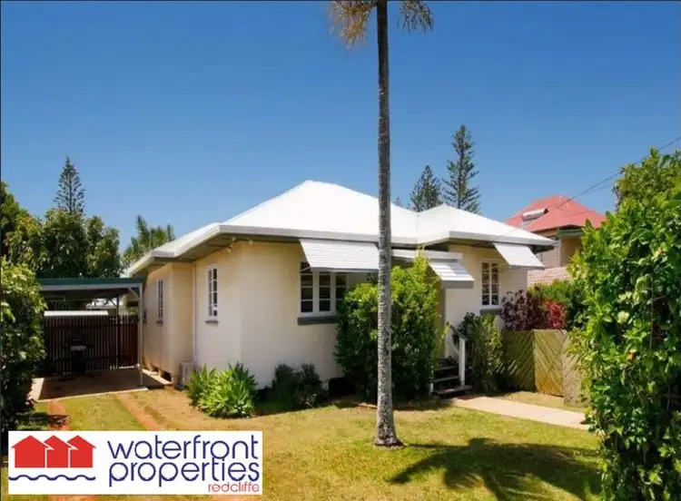 64 Prince Edward Parade West