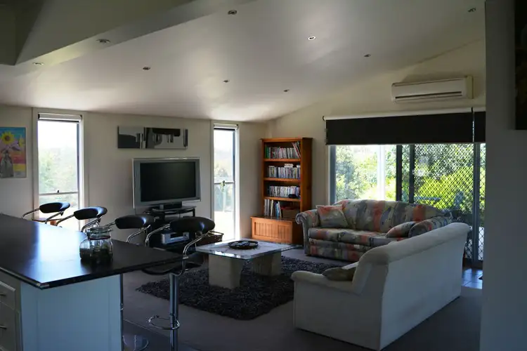 Seventh view of Homely house listing, 5 Pheasant Track, Granite Rock VIC 3875