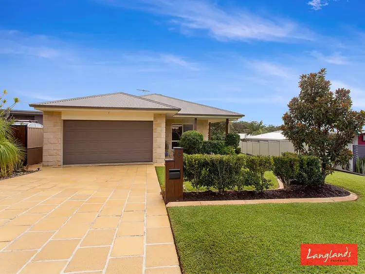 6 Quay Crescent, Safety Beach NSW 2456