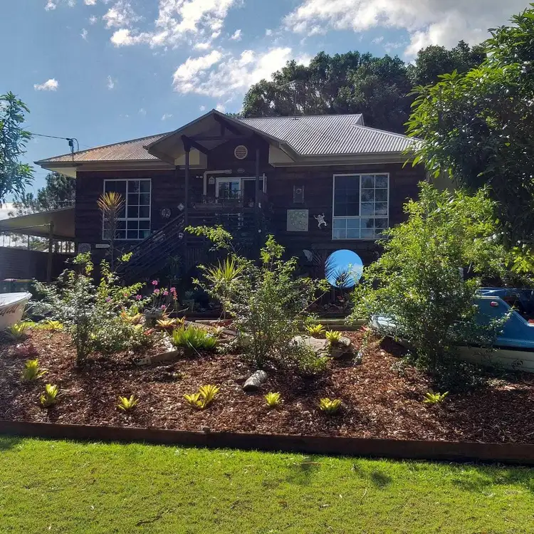 41 Taylor St, Russell Island QLD 4184