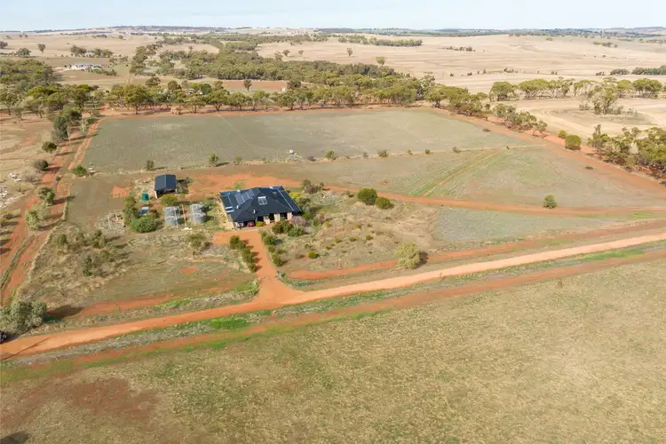 2 Hussey Court Bejoording, Toodyay WA 6566