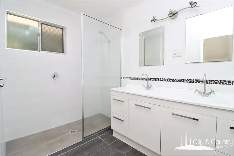 5 Flinders Way, Mount Isa QLD 4825