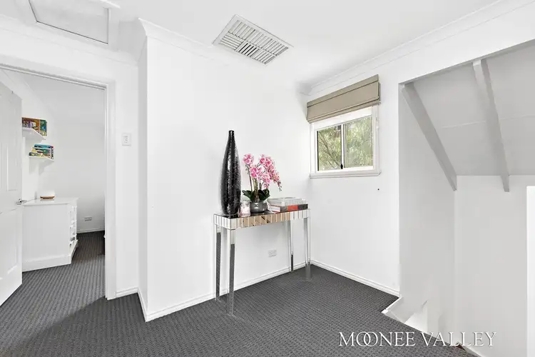 Fifth view of Homely townhouse listing, 4/9B Weyburn Place, Avondale Heights VIC 3034