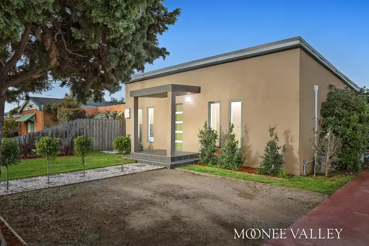 Main view of Homely unit listing, 1/12 Cresswold Avenue, Avondale Heights VIC 3034