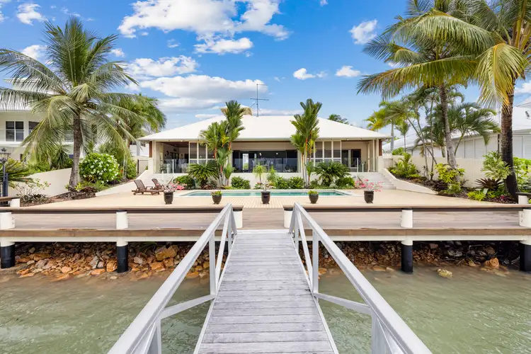 19 Poinciana Bvd, Cardwell QLD 4849