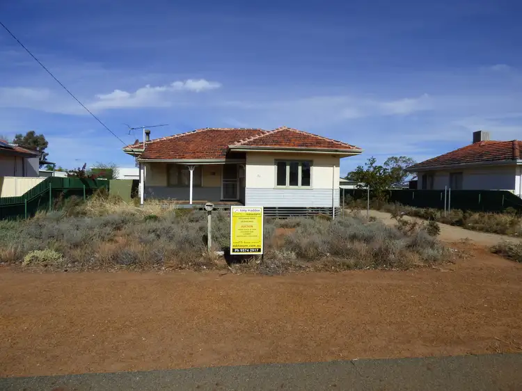 123 Lindsay St, Coolgardie WA 6429