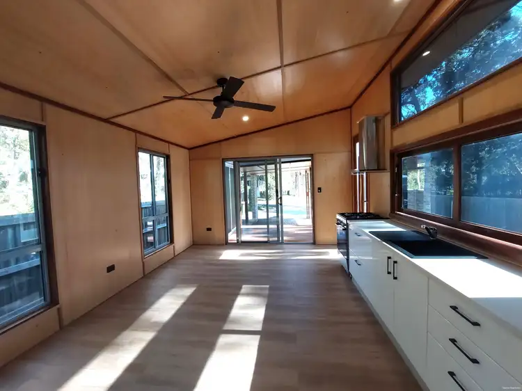 Sixth view of Homely house listing, 8 Dinjerra St, Macleay Island QLD 4184