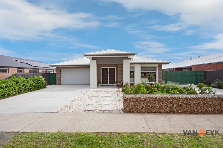Main view of Homely house listing, 5 Robinson St, Lindenow VIC 3865