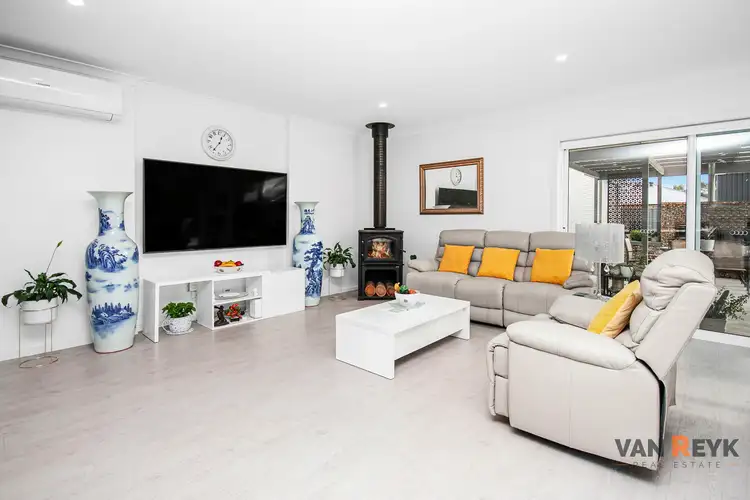 Fifth view of Homely house listing, 5 Robinson St, Lindenow VIC 3865