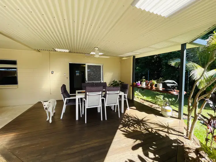 Unit 7/16 Wongaling Beach Rd, Wongaling Beach QLD 4852