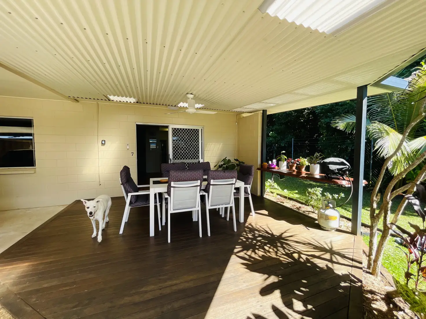 Main view of Homely unit listing, Unit 7/16 Wongaling Beach Rd, Wongaling Beach QLD 4852