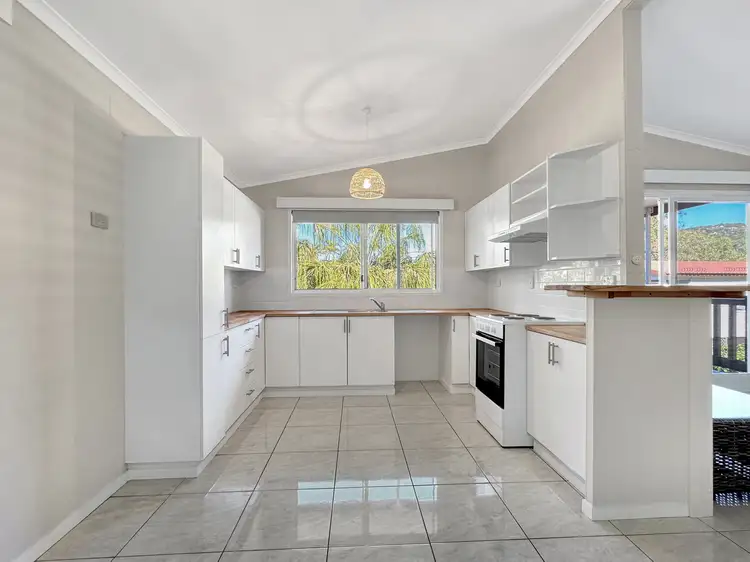 Sixth view of Homely unit listing, 7/7-9 Rheuben Terrace, Arcadia QLD 4819