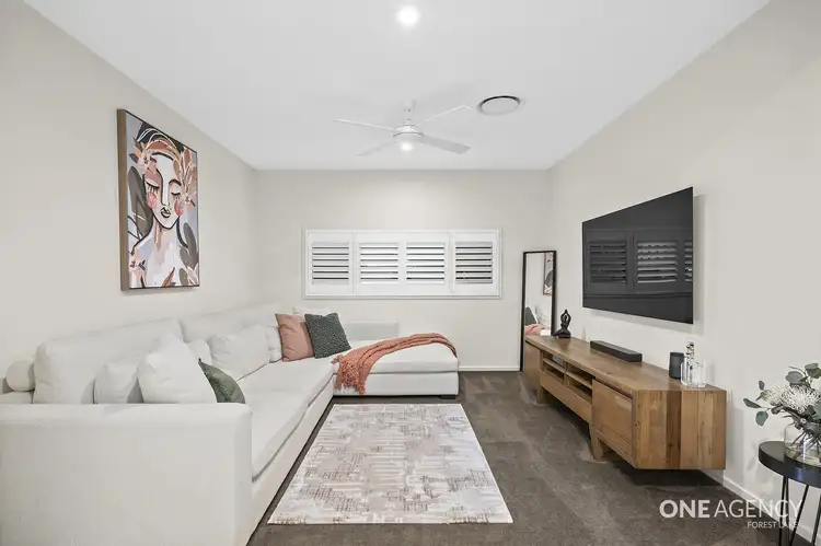 Second view of Homely house listing, 8 Regal Cl, Heathwood QLD 4110