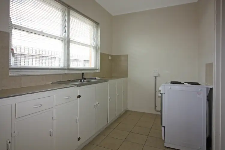 Second view of Homely apartment listing, Unit 8/2 Hawthorne St, Woolloongabba QLD 4102
