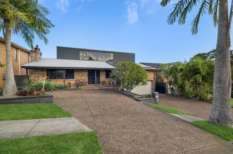 5 Warialda Close, Belmont North NSW 2280
