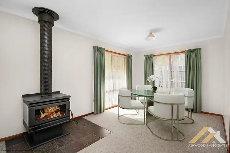 Third view of Homely house listing, 9 Alvin Ct, Bairnsdale VIC 3875