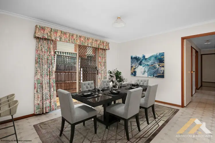 Fifth view of Homely house listing, 9 Alvin Ct, Bairnsdale VIC 3875