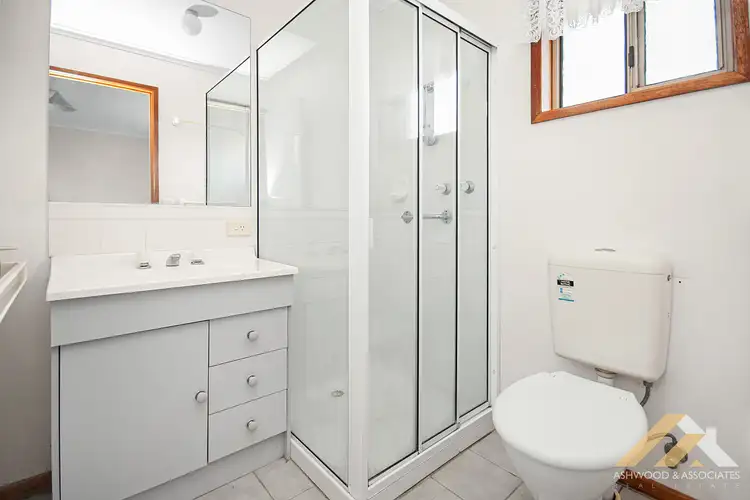 Seventh view of Homely house listing, 9 Alvin Ct, Bairnsdale VIC 3875