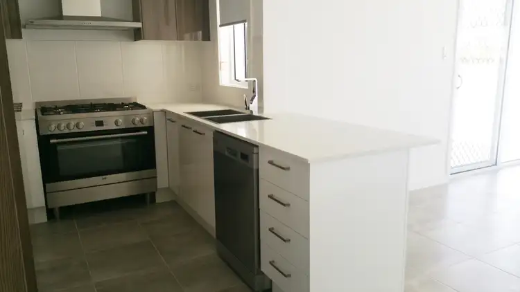 Fourth view of Homely semi-detached listing, 2A+B Chandon Court, Hillcrest QLD 4118