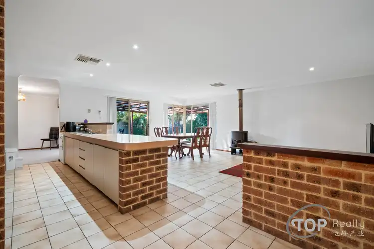 25 Hawford Way, Willetton WA 6155