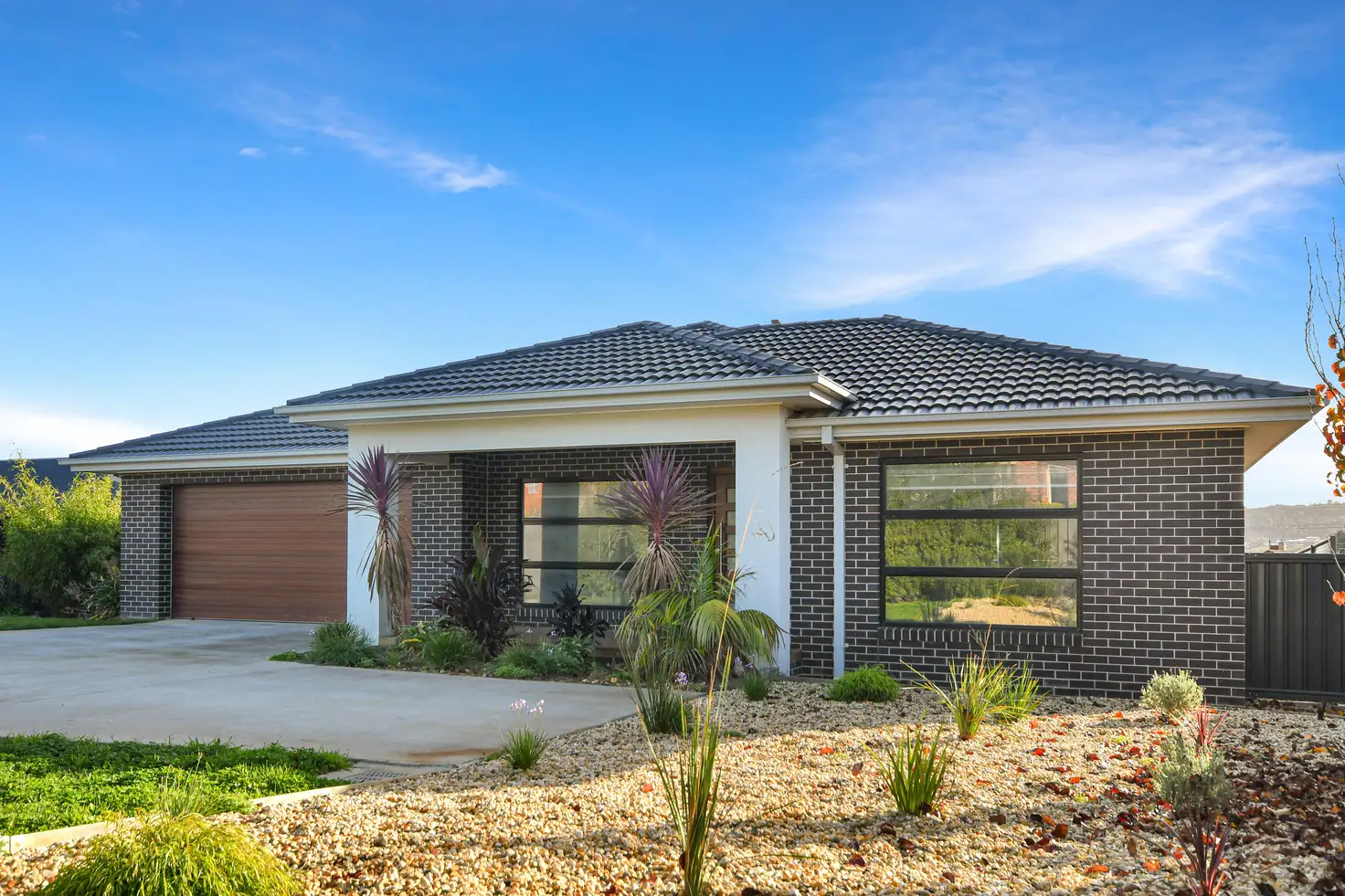 Main view of Homely house listing, 5 Holmes Ct, Stawell VIC 3380