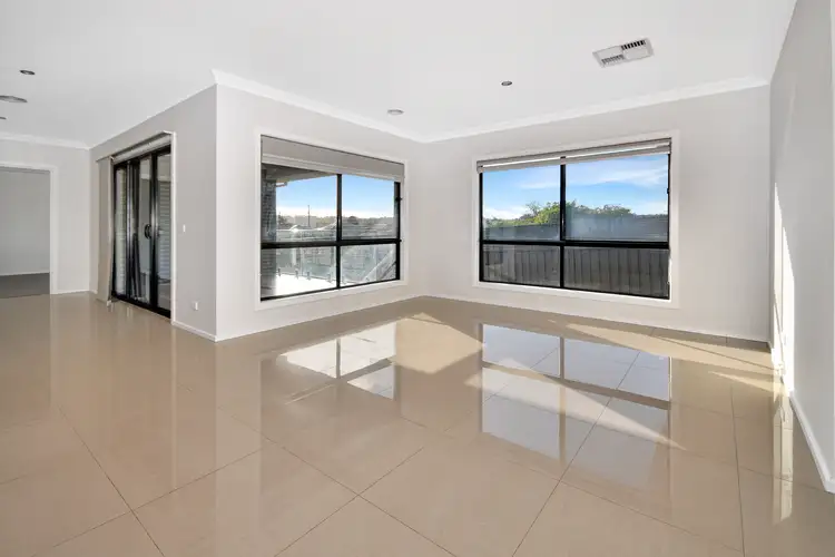 Third view of Homely house listing, 5 Holmes Ct, Stawell VIC 3380