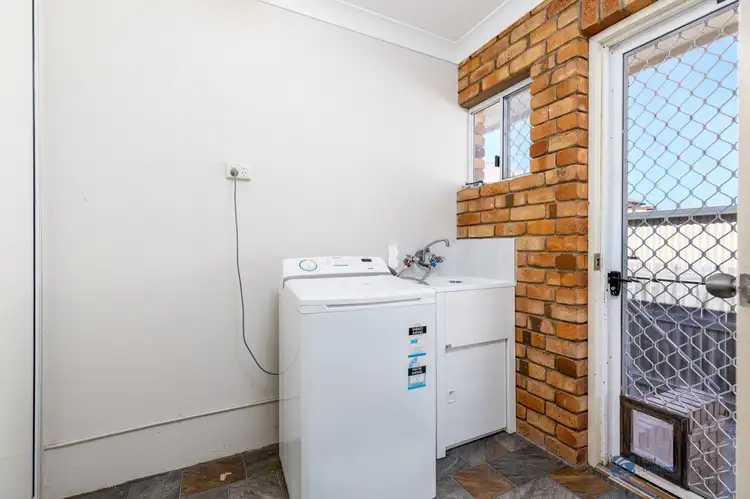 Fifth view of Homely unit listing, Unit 2/9 Furness Cres, Warwick QLD 4370