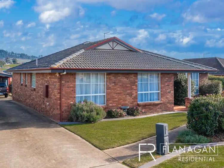 17 Wongarra Ave, Legana TAS 7277