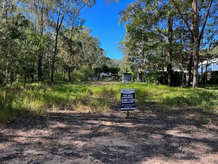 27 Bamberry St, Russell Island QLD 4184