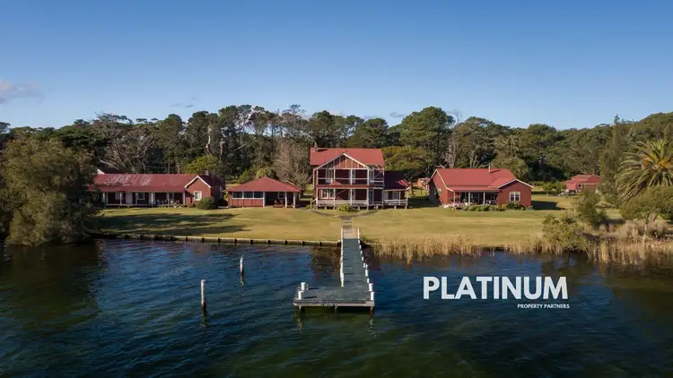 1 Ellmoos Road, Sussex Inlet NSW 2540