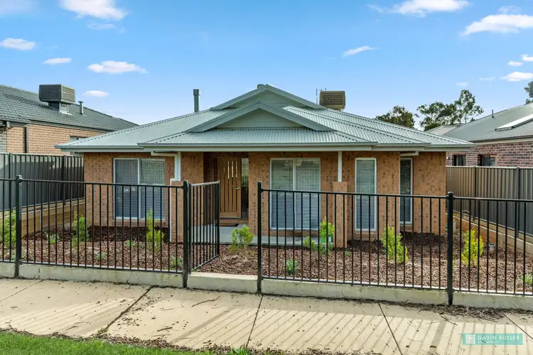 4 Luxford Ct, Strathdale VIC 3550