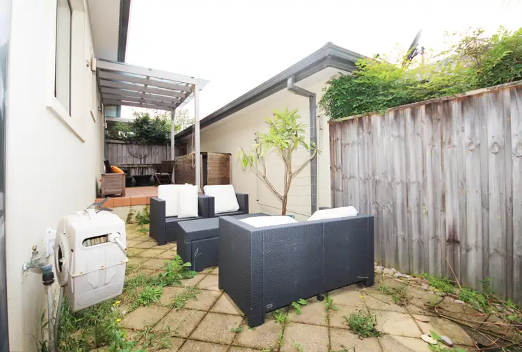 Fifth view of Homely villa listing, 2/8 Leonard Place, Marsfield NSW 2122