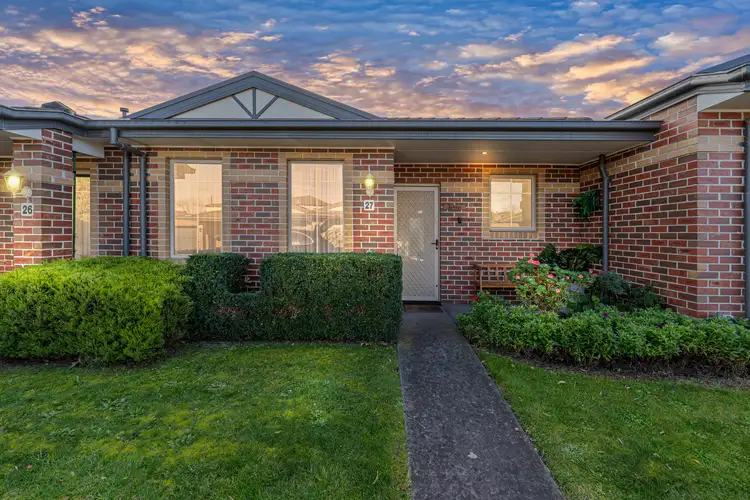 Main view of Homely unit listing, Unit 27/21-25 Parkhill Dr, Berwick VIC 3806