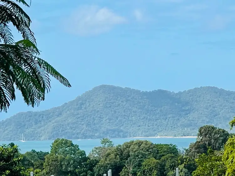 40 The Boulevard, South Mission Beach QLD 4852