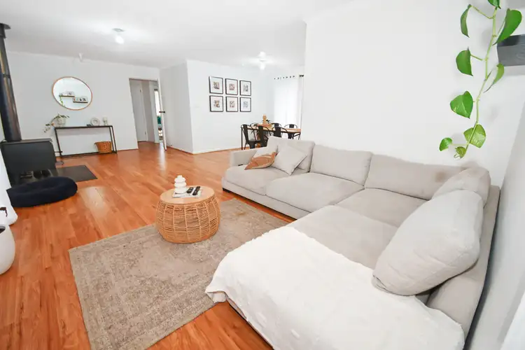 Second view of Homely house listing, 1 Lindsay Ct, Stawell VIC 3380