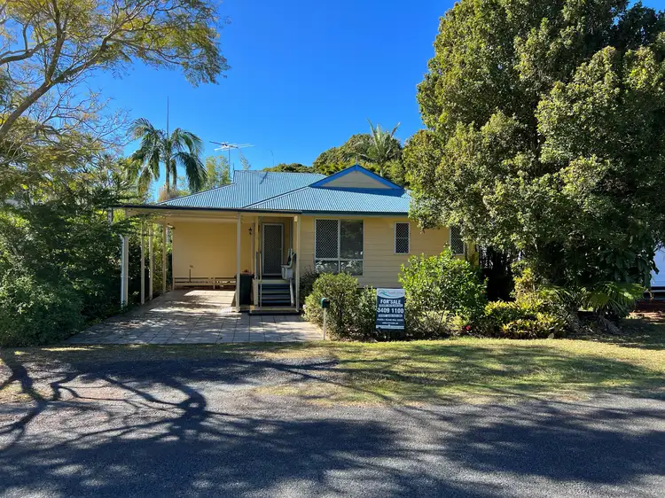 7 Hill St, Russell Island QLD 4184