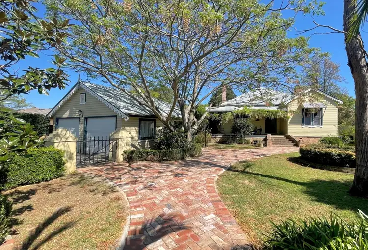 10 Antill St, Thirlmere NSW 2572