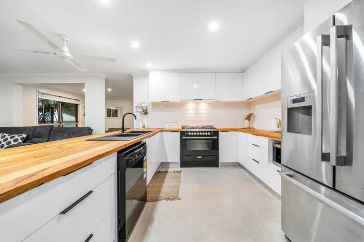 49 Woodlands Cres, Buderim QLD 4556