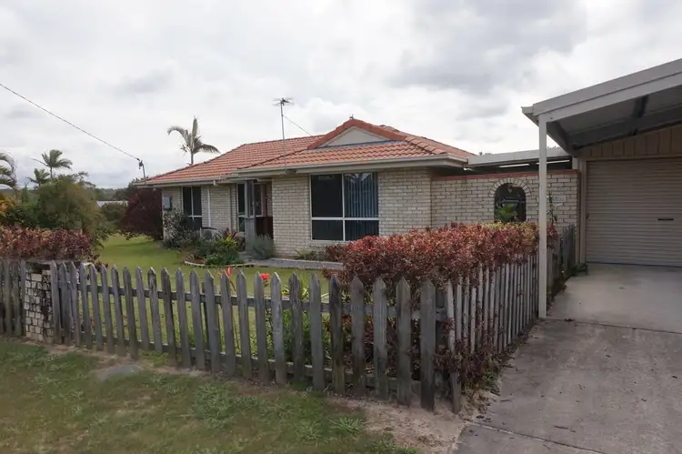 4 Duchess Ct, Cooloola Cove QLD 4580